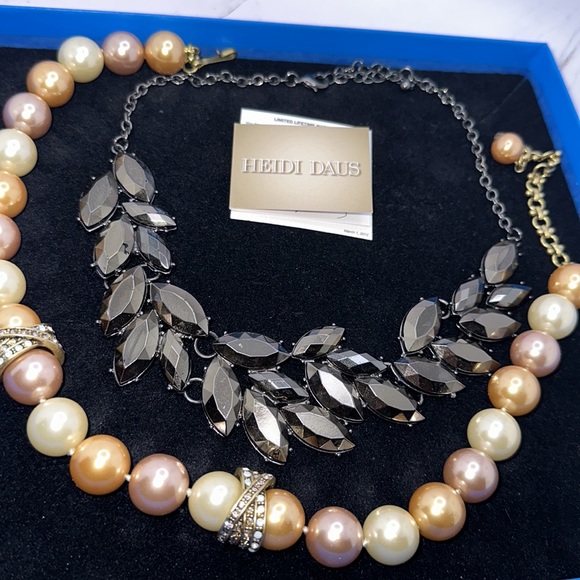 HEIDI DAUS colorful pearly NECKLACE 🌚 - Picture 4 of 10